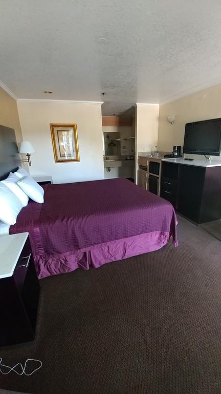Executive Inn & Suites סקרמנטו מראה חיצוני תמונה