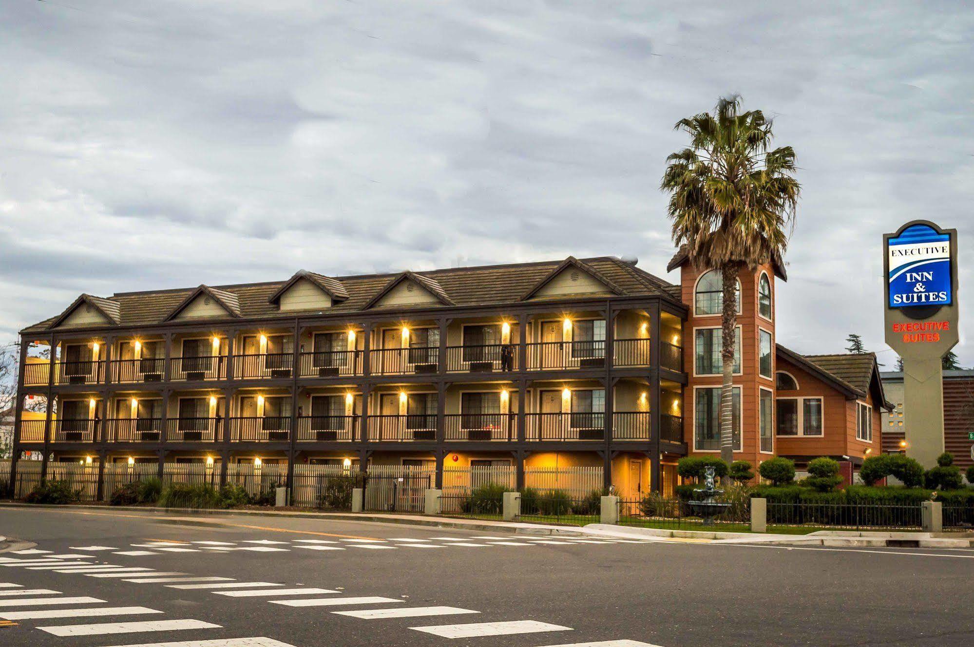 Executive Inn & Suites סקרמנטו מראה חיצוני תמונה