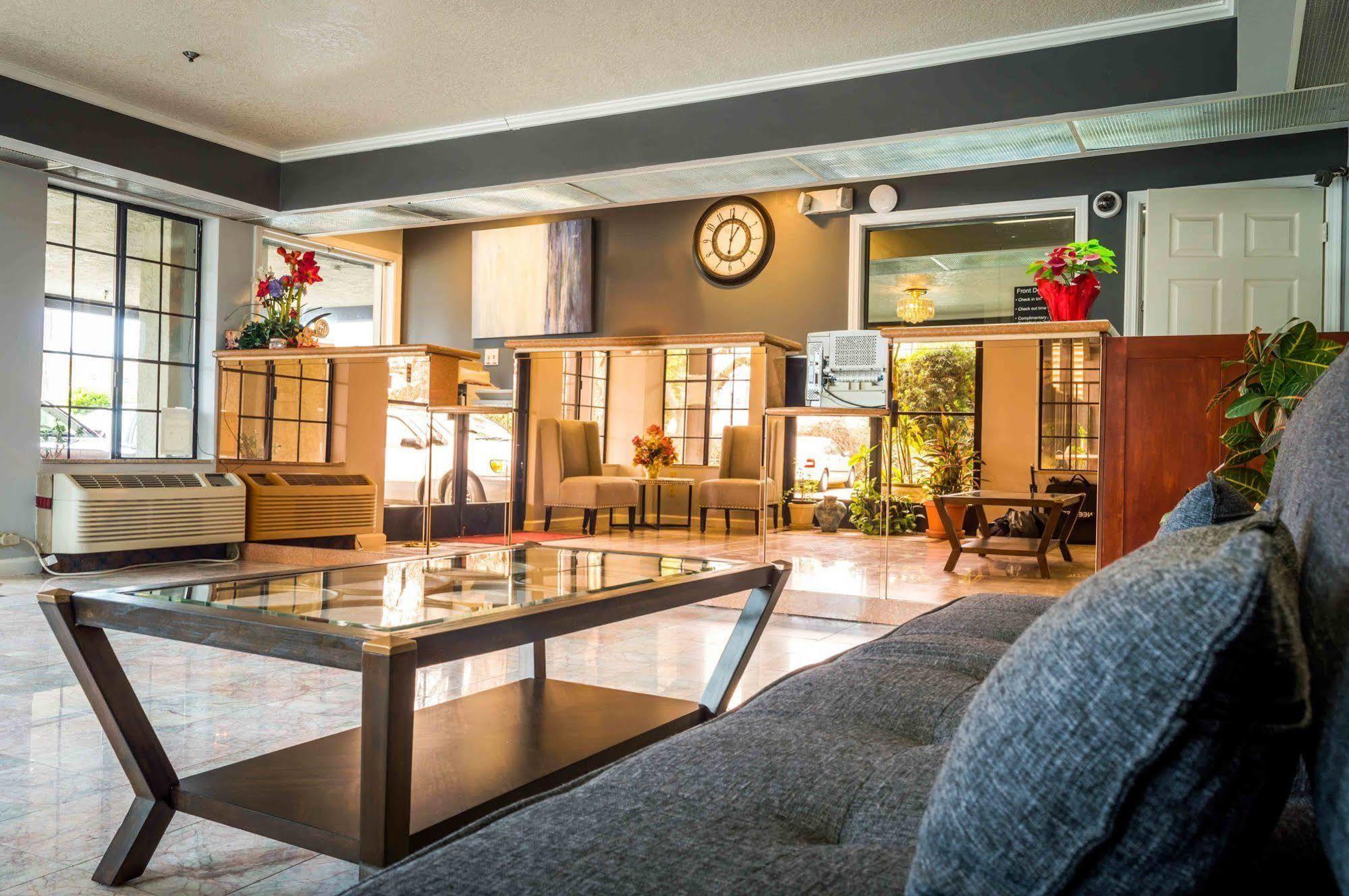 Executive Inn & Suites סקרמנטו מראה חיצוני תמונה